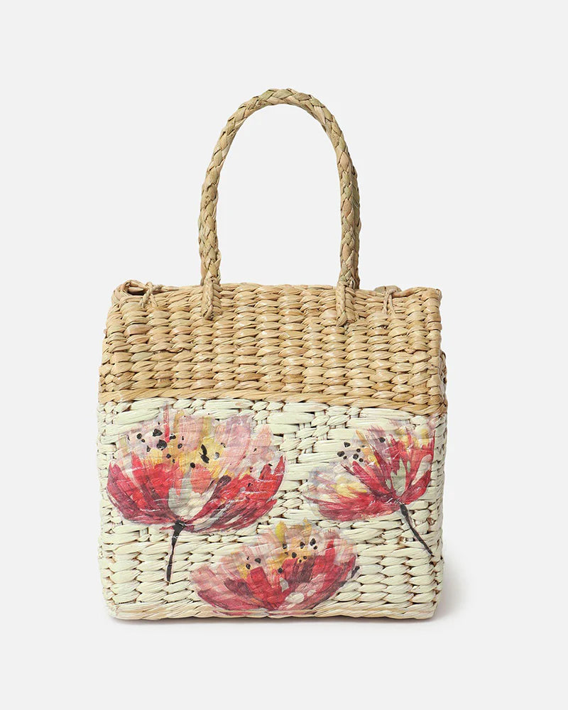 Handwoven Seagrass Picnic Basket for Outdoor Adventures & Family Meals