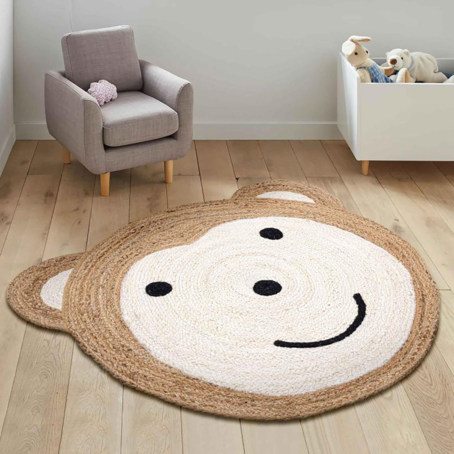 Handmade Teddy Bear Design White Round Jute Carpet For Kids Room