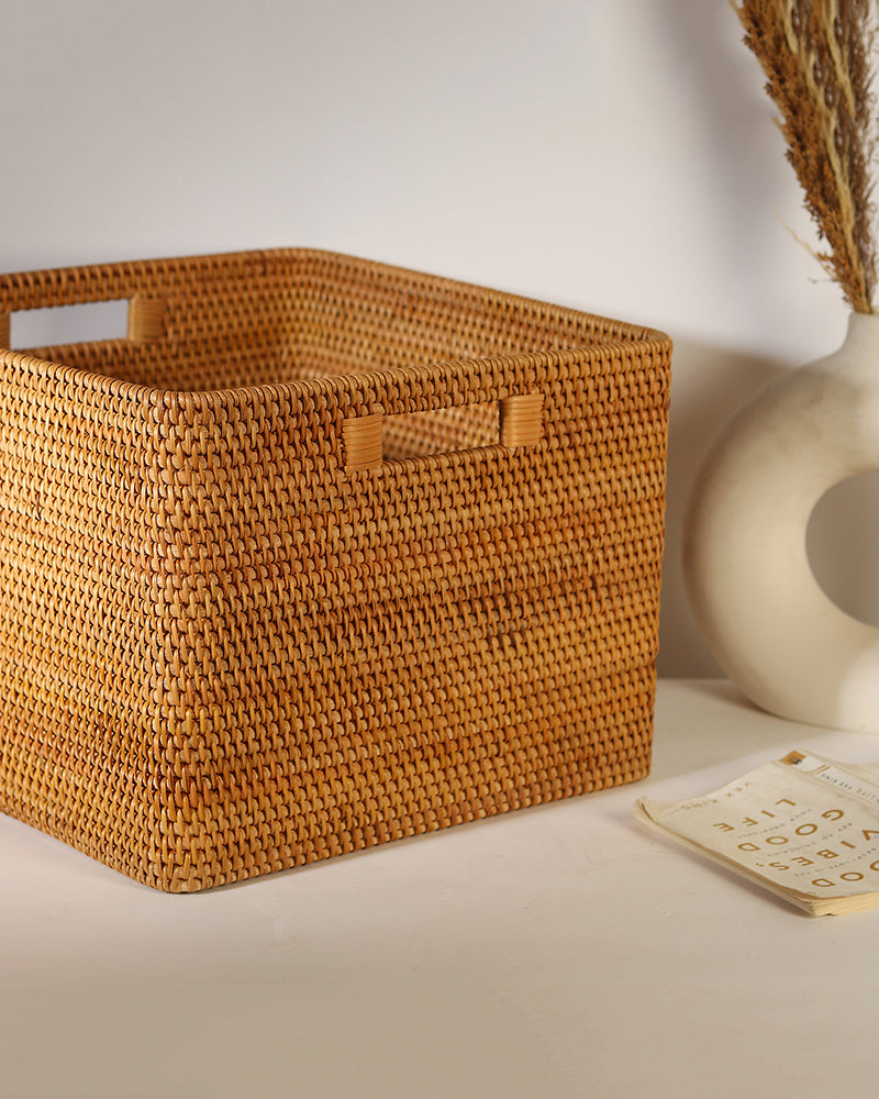 Seagrass Shelf Basket with Handles