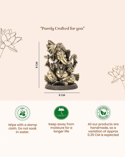 Auspicious Ganesh Ji Brass Idol for Festivals and Devotional Corners