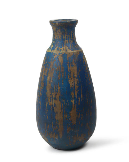 Terracotta Shelf Vase for Subtle Style Enhancements