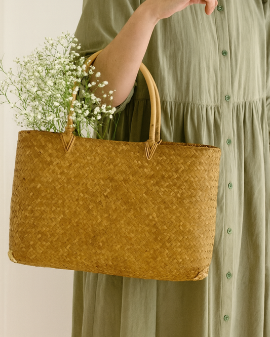 Handcrafted Rattan Handbag – Stylish Woven Tote for Beach, Casual & Boho Fashion