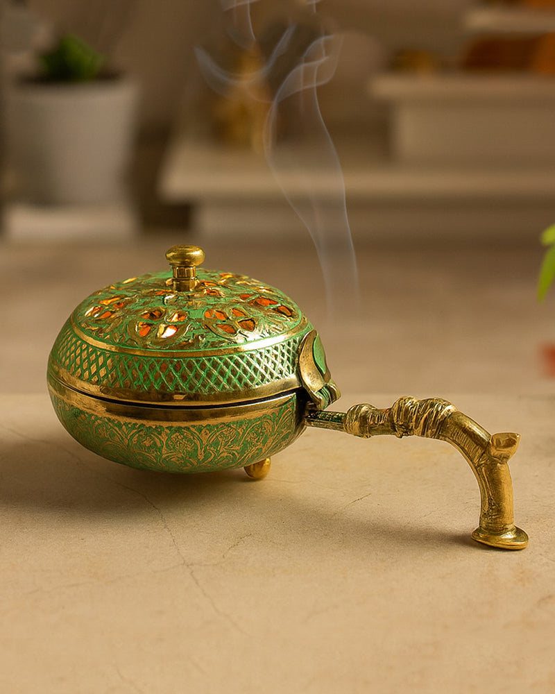 Decorative Brass Dhoopdani for Aarti, Meditation, and Home Temple Aromatic Rituals