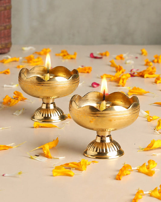 Traditional Brass Diya Set of 2 Pooja Room Decor (Gold)