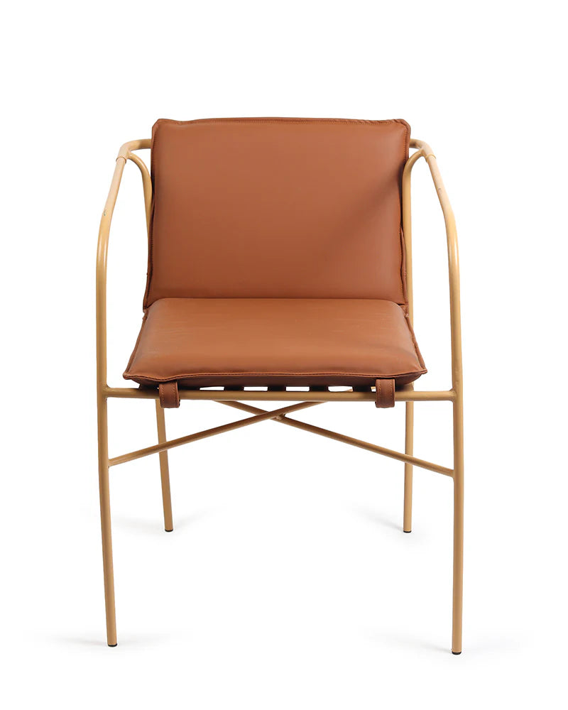 Relaxing Metal Lounge Chairs for Balcony Corners