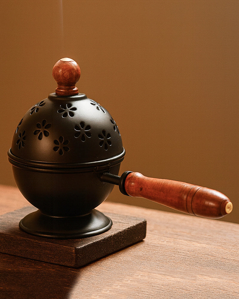 Metal Dhoop Dani Decorative Aarti Dhoop Burner for Home Puja and Meditation