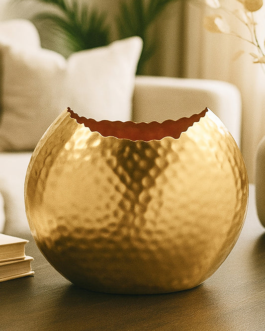 Metal Flower Vase for Fresh or Artificial Flowers and Home Decoration