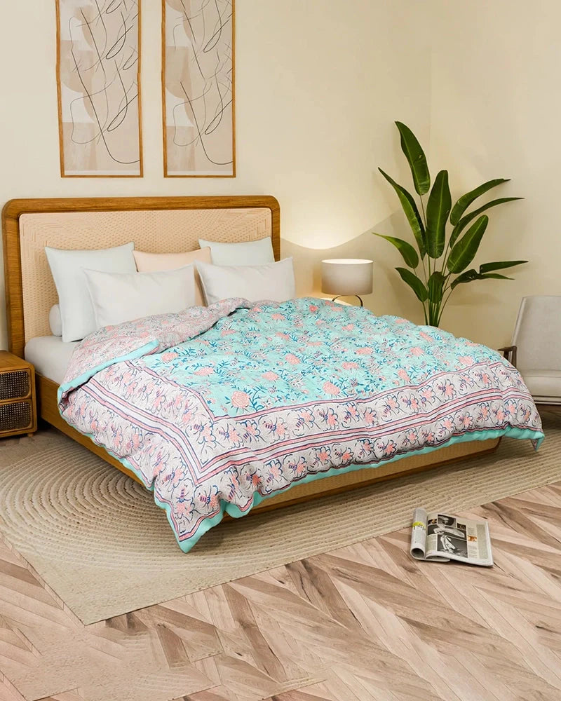 Soft and Fluffy Cotton Comforter for Comfortable Sleeping Experience