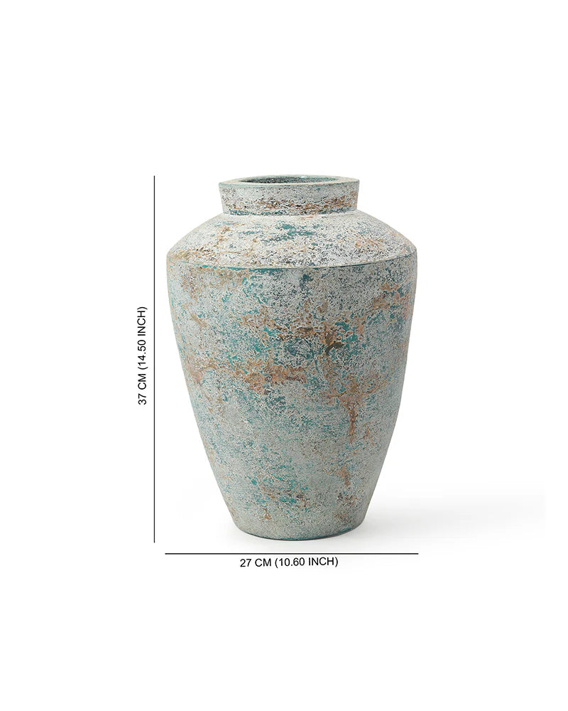 Classic Terracotta Flower Vase for Home Corners