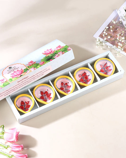 Set of 5 Handcrafted Printed Mitti Diya Gifting Set for Diwali Decoration Pooja Aarti