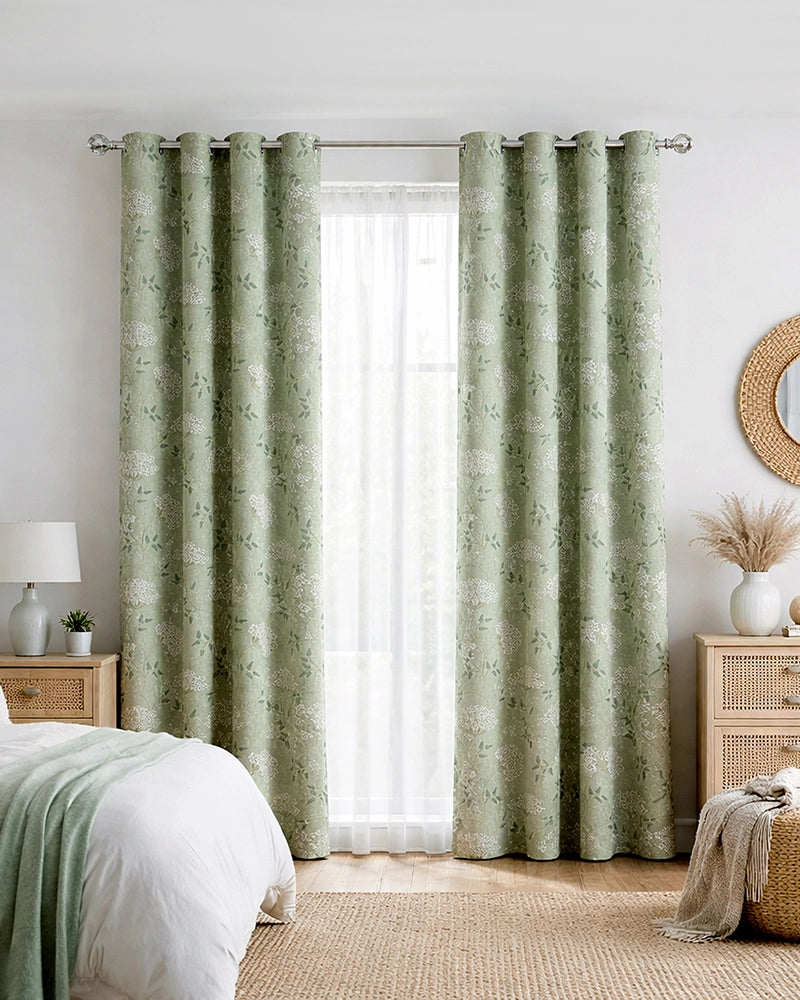 Elegant Polyester Door Curtain with Eyelets (Green, 7 ft)