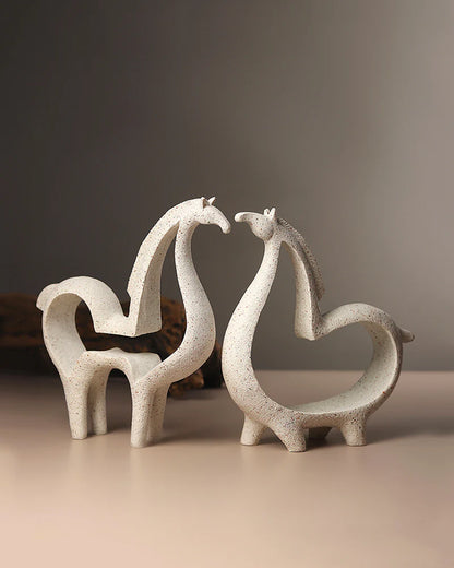 Polypropylene Decorative Animal Figurine for Tabletop and Gift Items