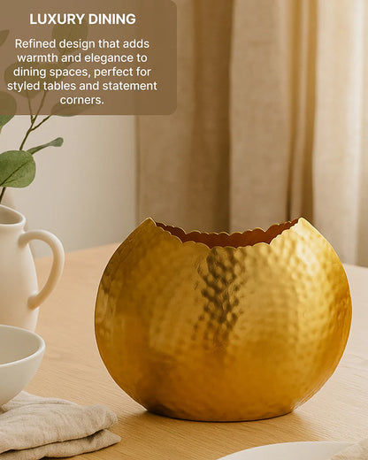 Metal Flower Vase for Fresh or Artificial Flowers and Home Decoration