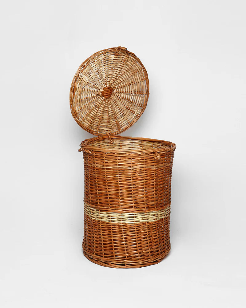 Handwoven Wicker Laundry Basket with Lid for Stylish and Organized Home Storage