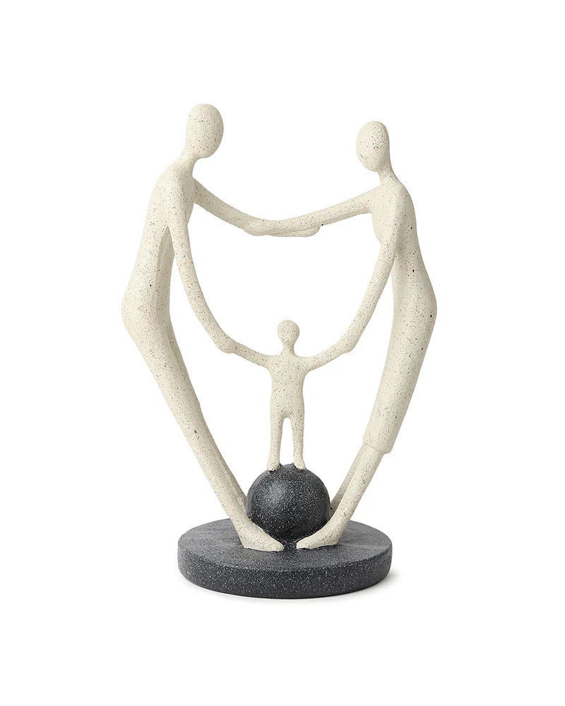 Polypropylene Human Family Showpiece for Housewarming and Gifts for Women
