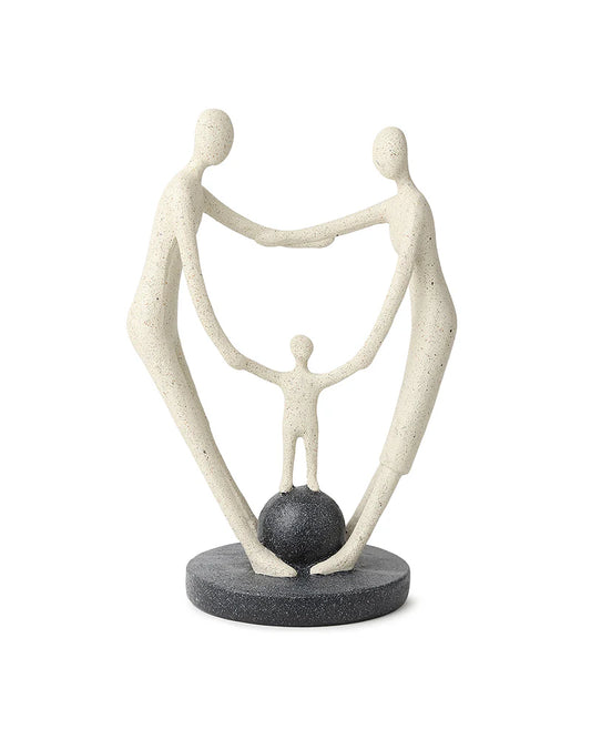 Polypropylene Human Family Showpiece for Housewarming and Gifts for Women