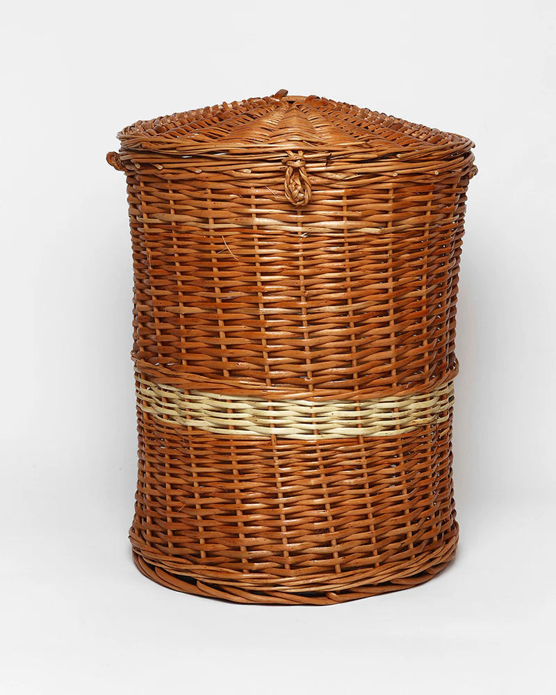 Handwoven Wicker Laundry Basket with Lid for Stylish and Organized Home Storage