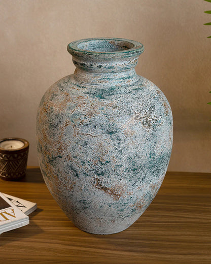 Textured Clay Terracotta Vase for Indoor Garden Vibes