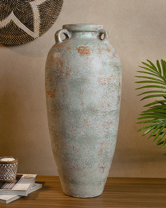 Matte Terracotta Vase for Subtle Interior Touches