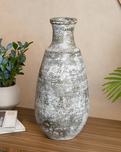 Vintage Look Terracotta Vase for Corner Styling