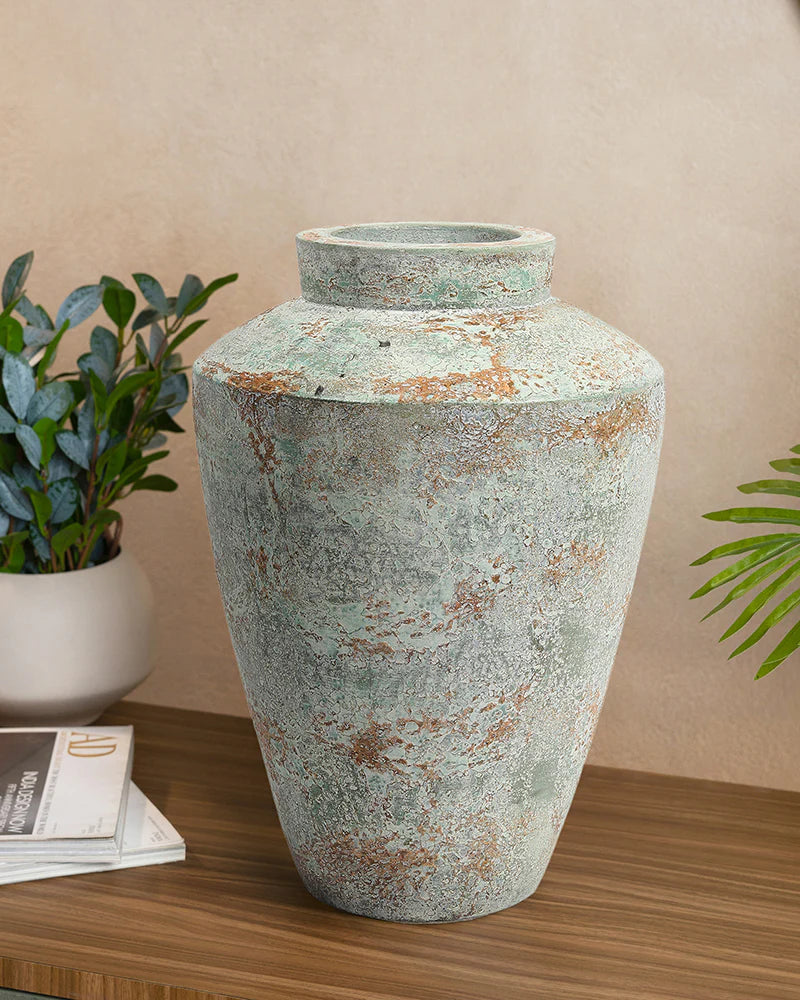 Classic Terracotta Flower Vase for Home Corners