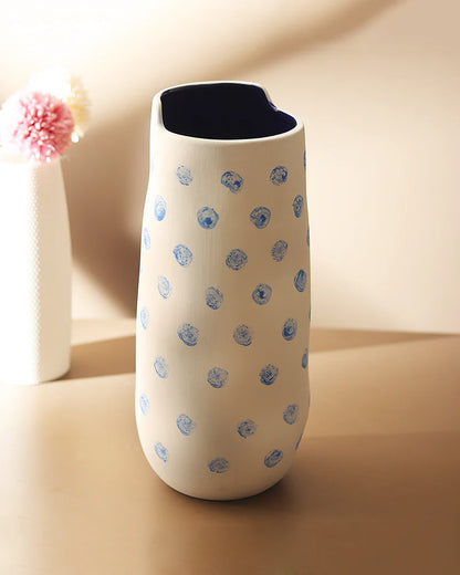 Compact Ceramic Flower Vase for Side Table Decor