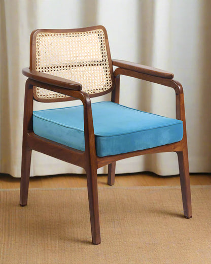 Comfortable Acacia Wood Chairs for Bedroom and Lounge
