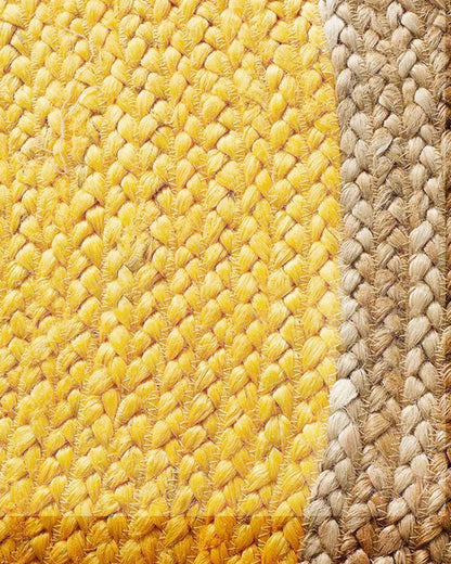 Handcrafted Natural Yellow Round Jute Carpet For Dining Space