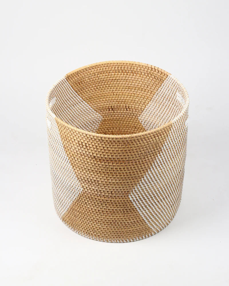 Natural Rattan Basket for Clothes, Towels and Linen Storage