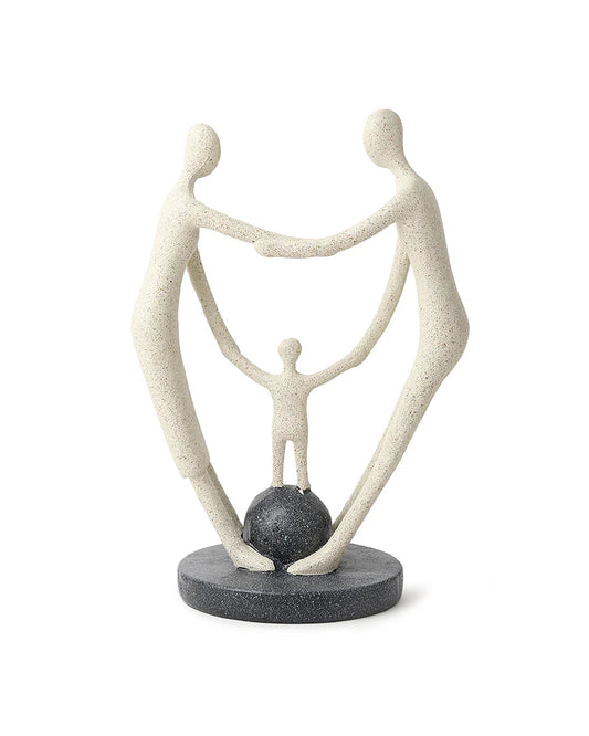 Polypropylene Human Family Showpiece for Housewarming and Gifts for Women