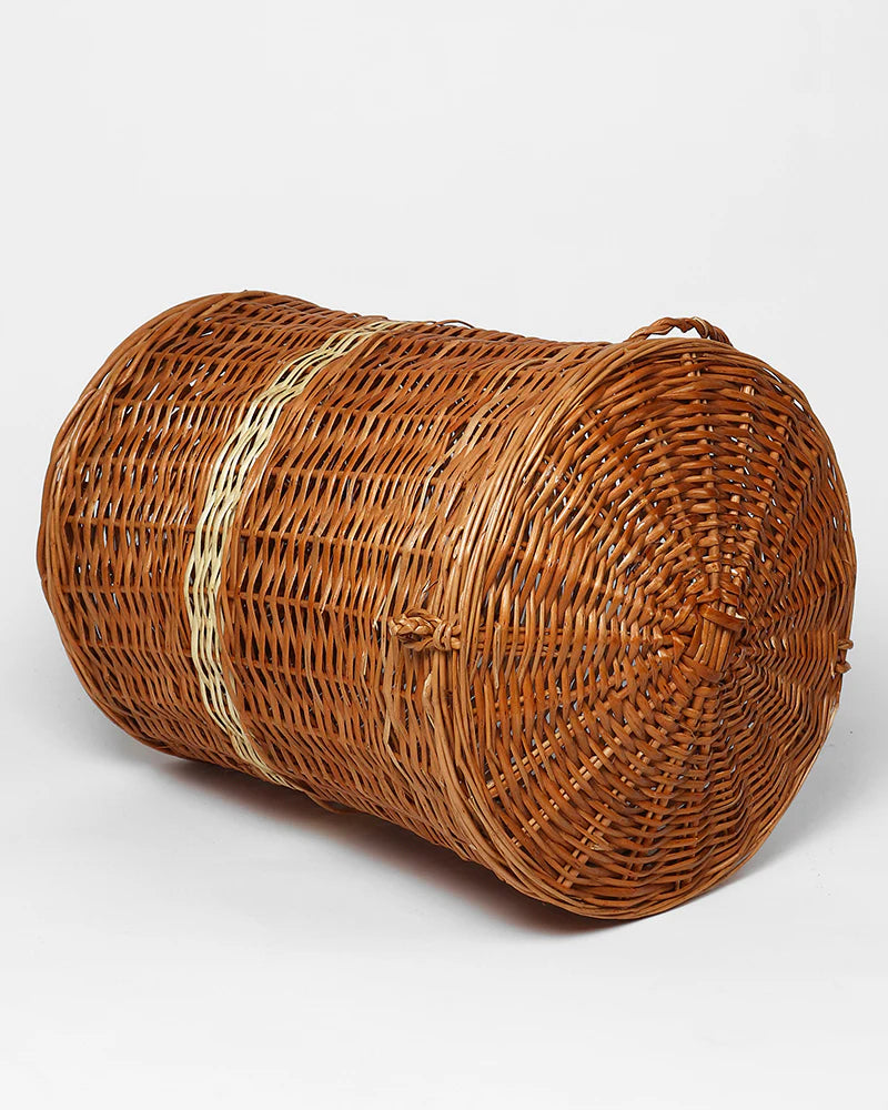 Handwoven Wicker Laundry Basket with Lid for Stylish and Organized Home Storage