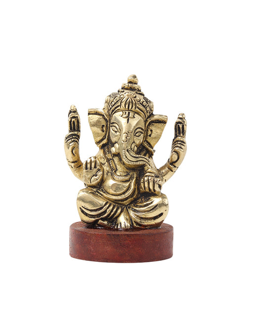 Elegant Ganesha Brass Idol for Daily Worship and Positive Energy