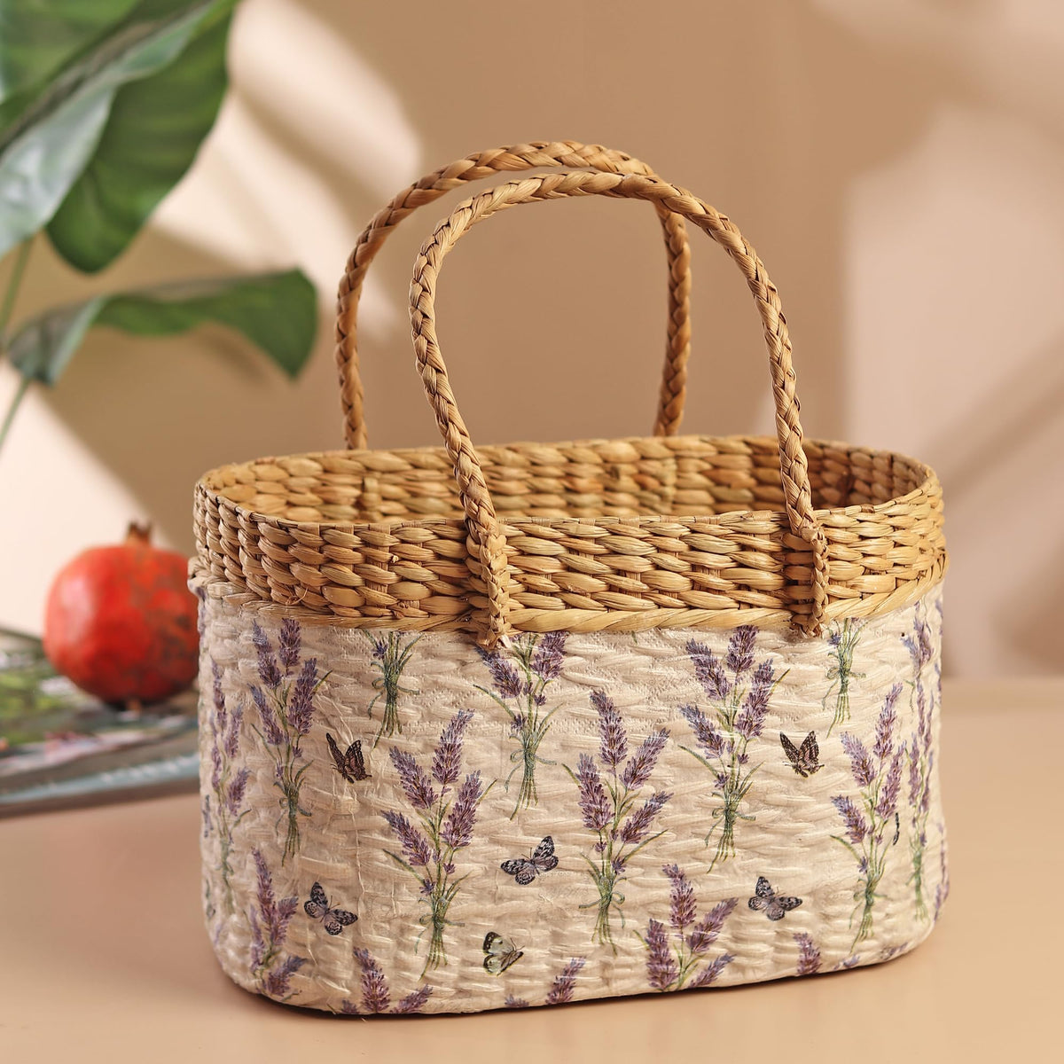 Handwoven Large Seagrass Picnic Basket for Outdoor Dining and Travel Storage