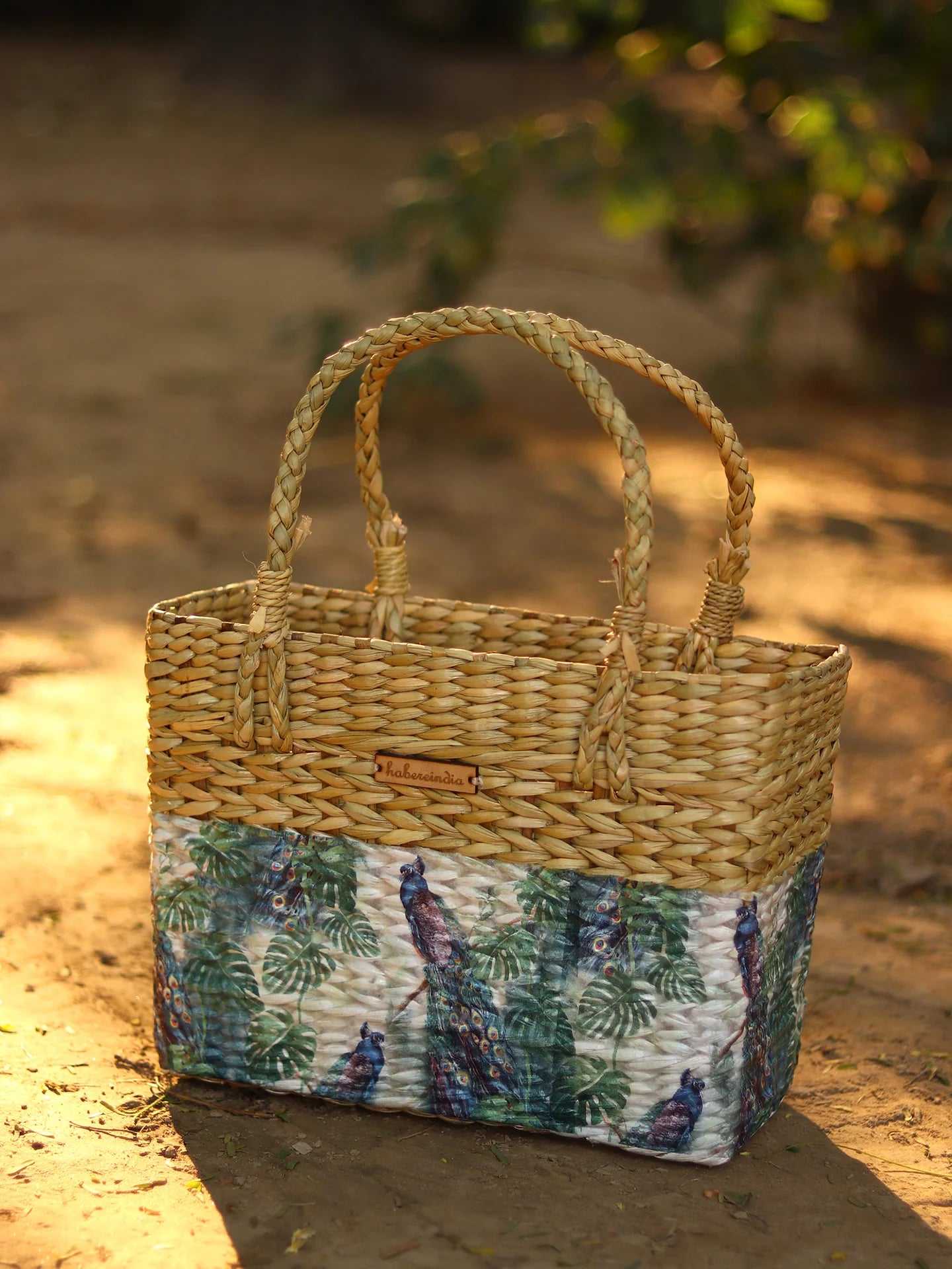 Handcrafted Seagrass Tote Bag & Marketing Basket - Peacock