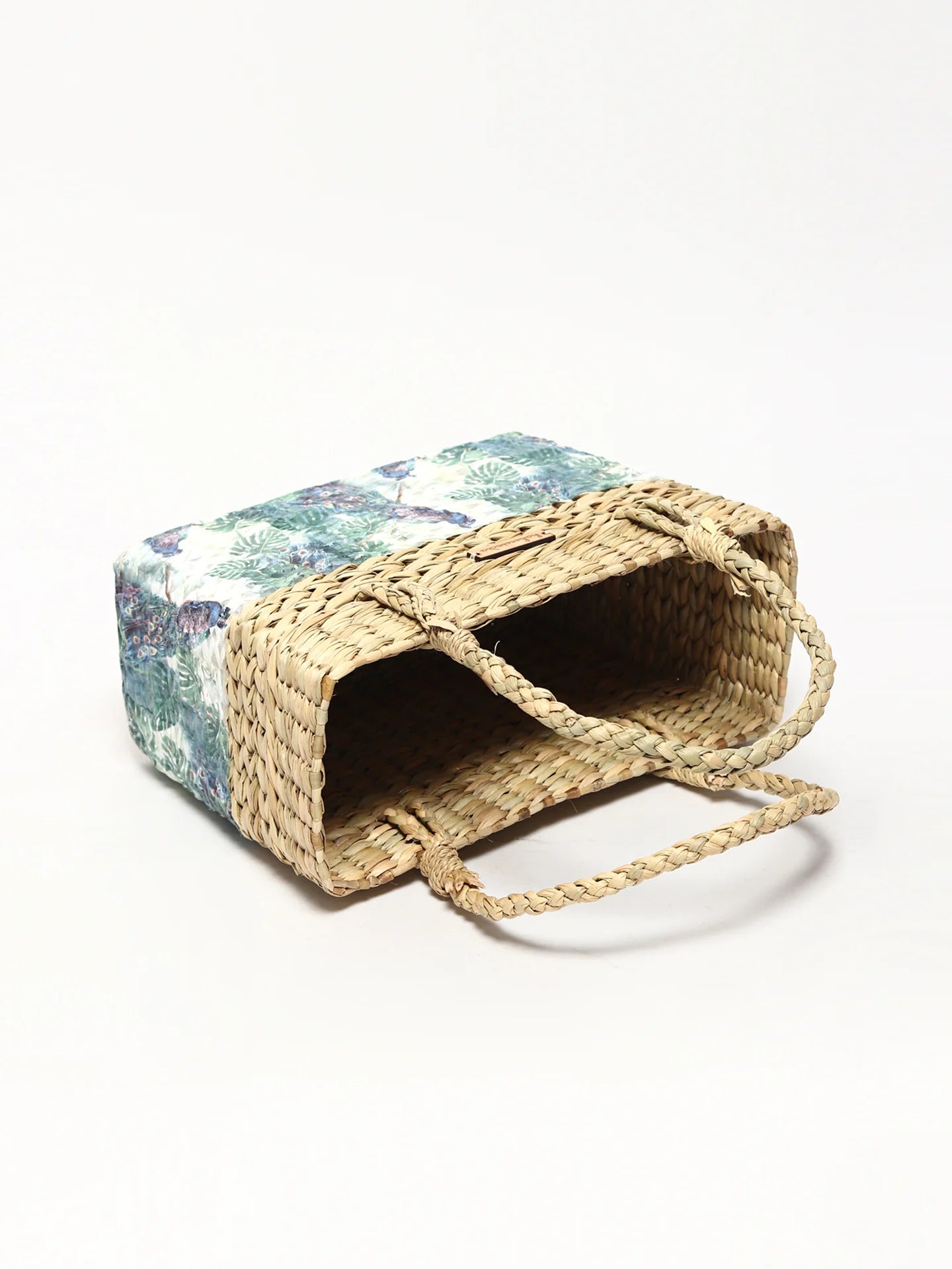Handcrafted Seagrass Tote Bag & Marketing Basket - Peacock