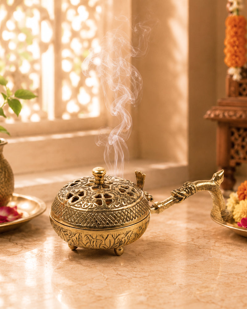 Decorative Brass Dhoopdani for Aarti, Meditation, and Home Temple Aromatic Rituals