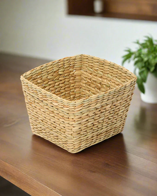 Natural Seagrass Trash Bin for Bedroom, Bathroom, and Office Use - Medium