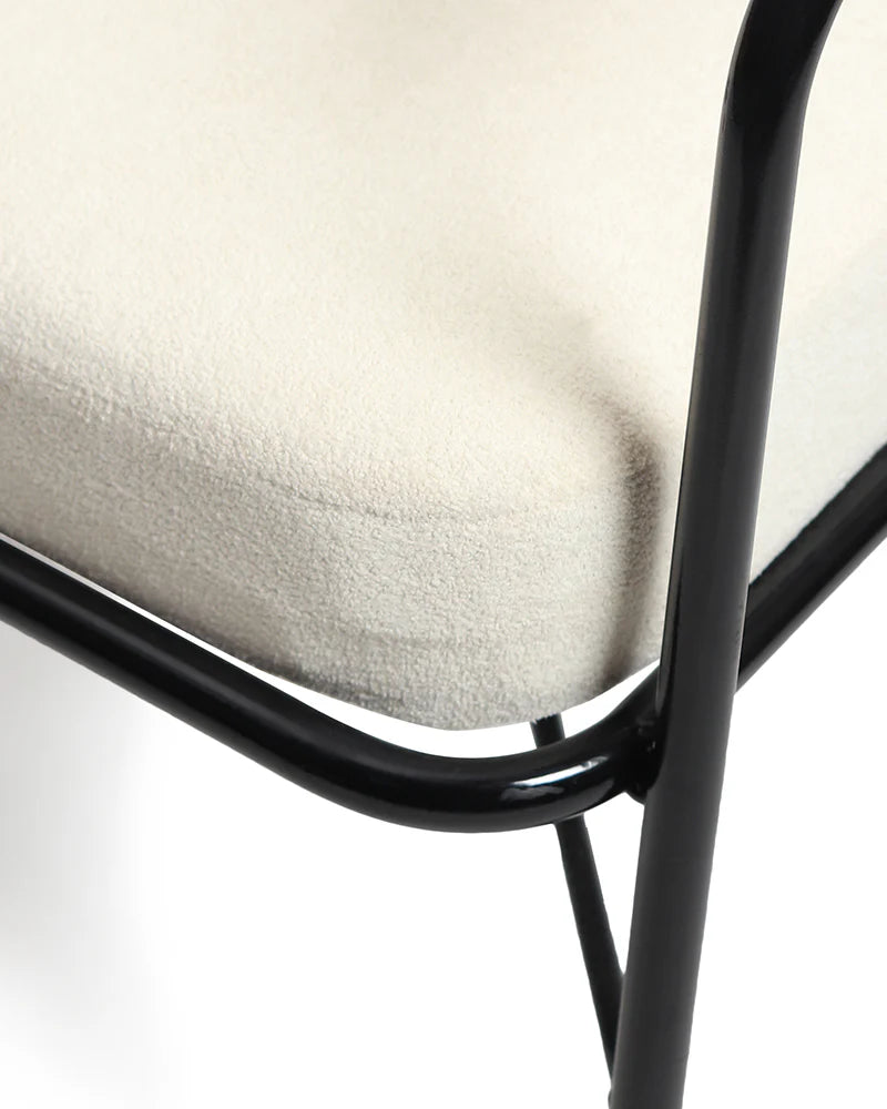 Comfortable Metal Chairs for Balcony and Outdoor Relaxing