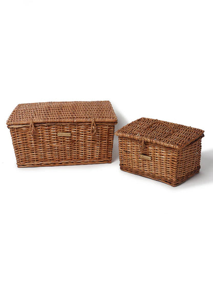 Natural Wicker Basket with Lid for Bedroom, Living Room, and Closet Storage