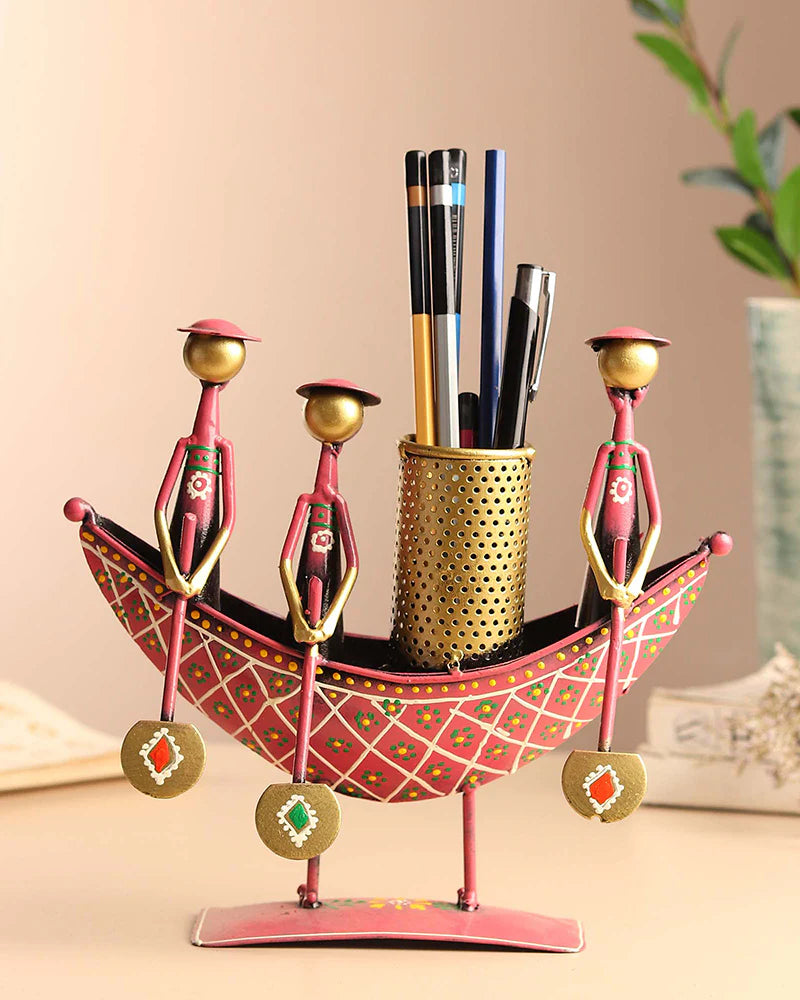 Metal Boat Shaped Pen Holder for Office Desk and Stationery Organization
