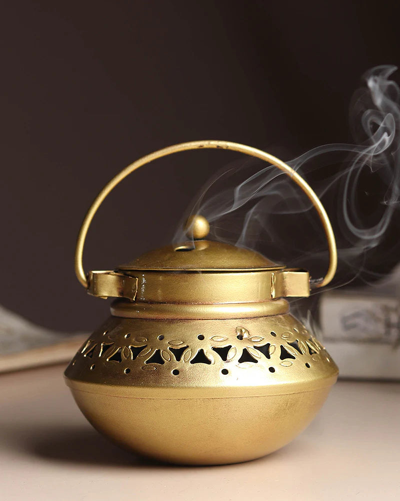Metal Tealight Candle Holder for Table and Living Room Decor