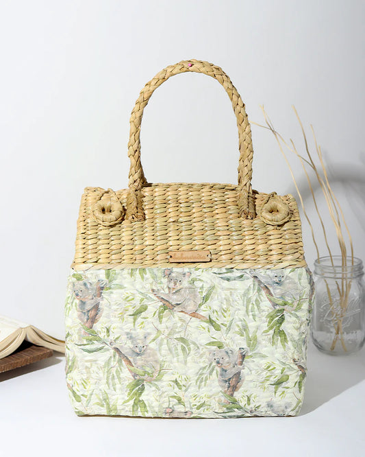 Handmade Seagrass Gift Hamper Basket for Family Picnic & Lunch Trips
