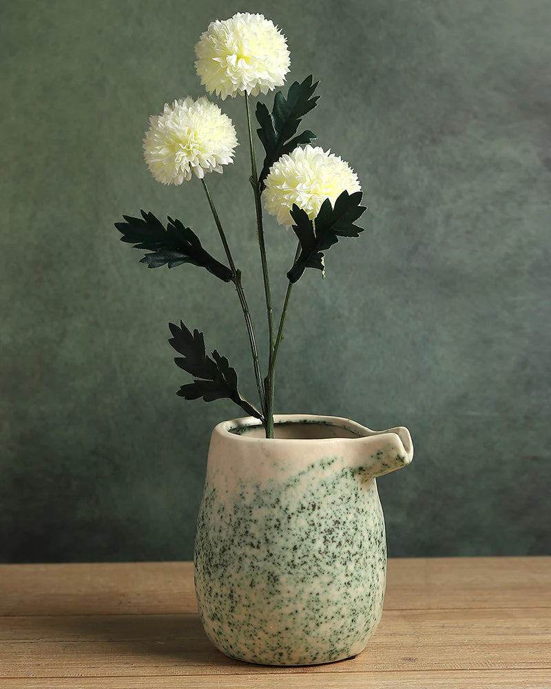 Minimalist Green Ceramic Vase for Aesthetic Home Interiors