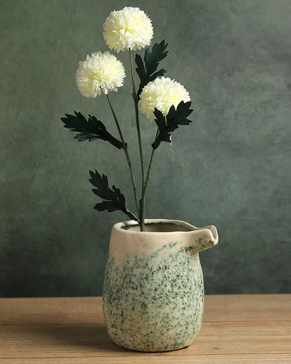 Minimalist Green Ceramic Vase for Aesthetic Home Interiors