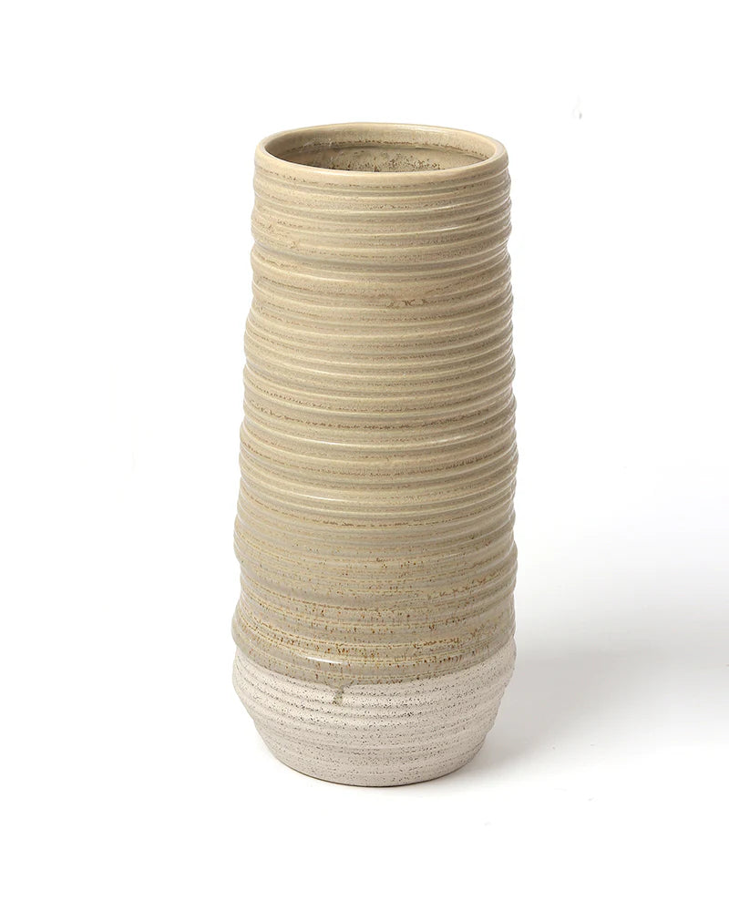 Ceramic Vase for Contemporary Room Aesthetics