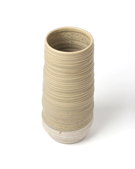 Ceramic Vase for Contemporary Room Aesthetics