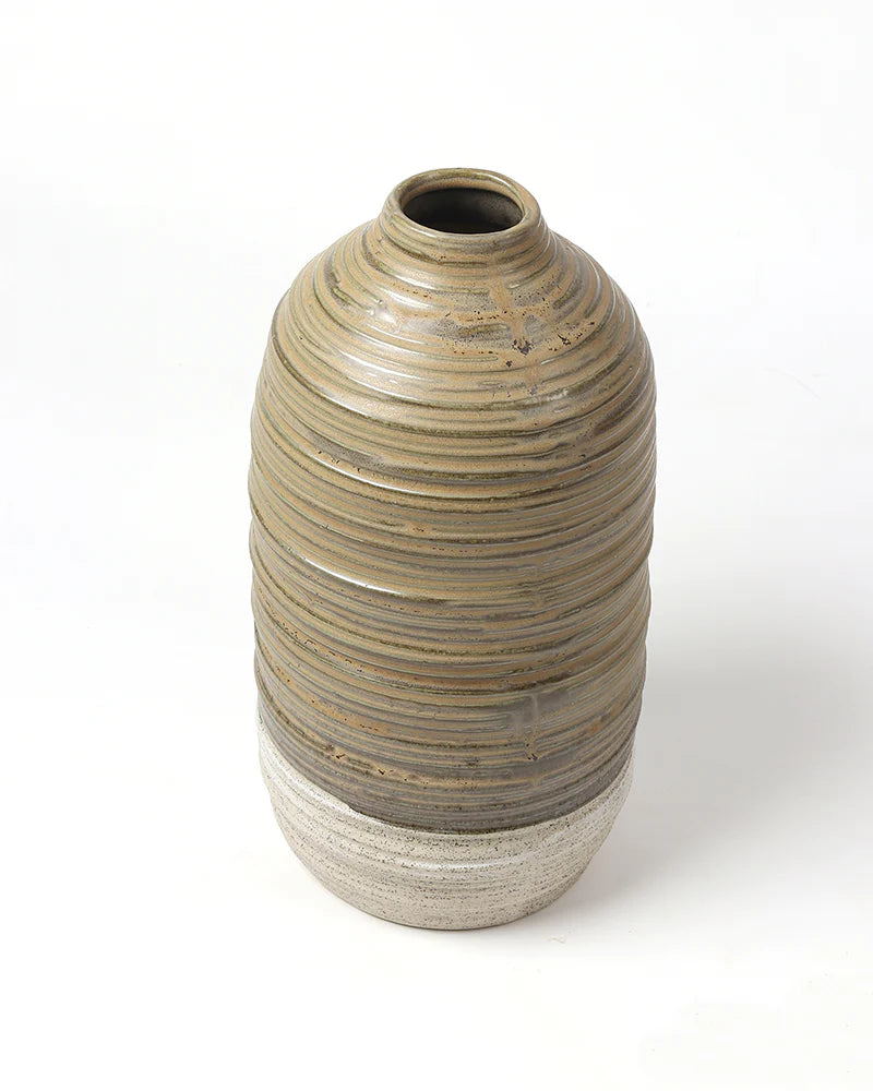 Ceramic Tabletop Vase for Everyday Home Decor