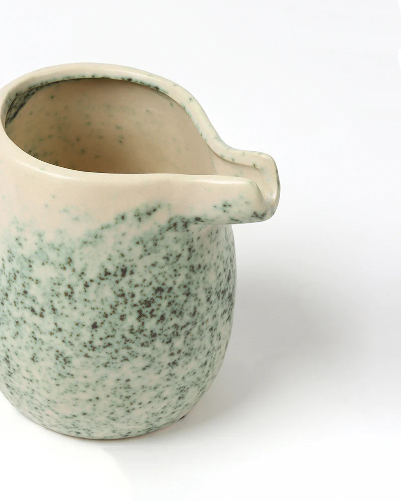 Minimalist Green Ceramic Vase for Aesthetic Home Interiors