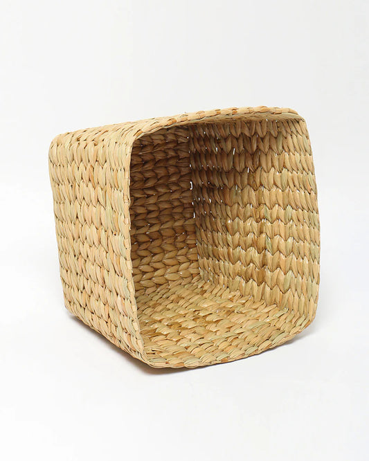 Natural Seagrass Trash Bin for Bedroom, Bathroom, and Office Use - Medium