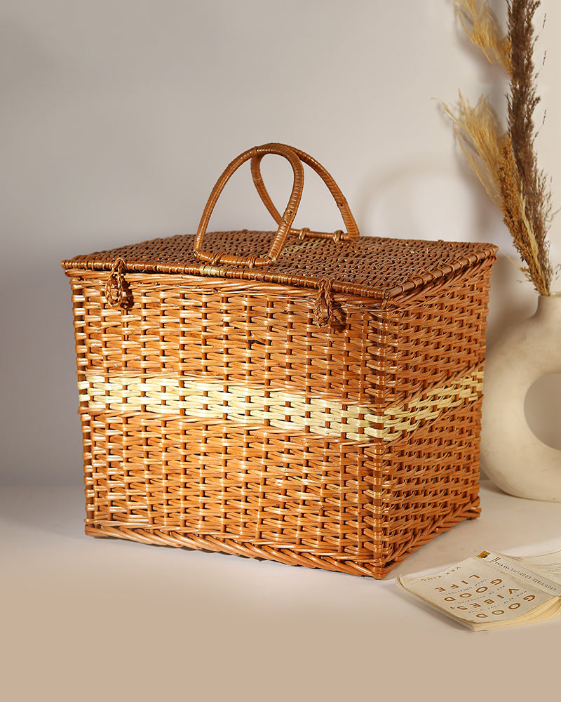 Gift hamper baskets